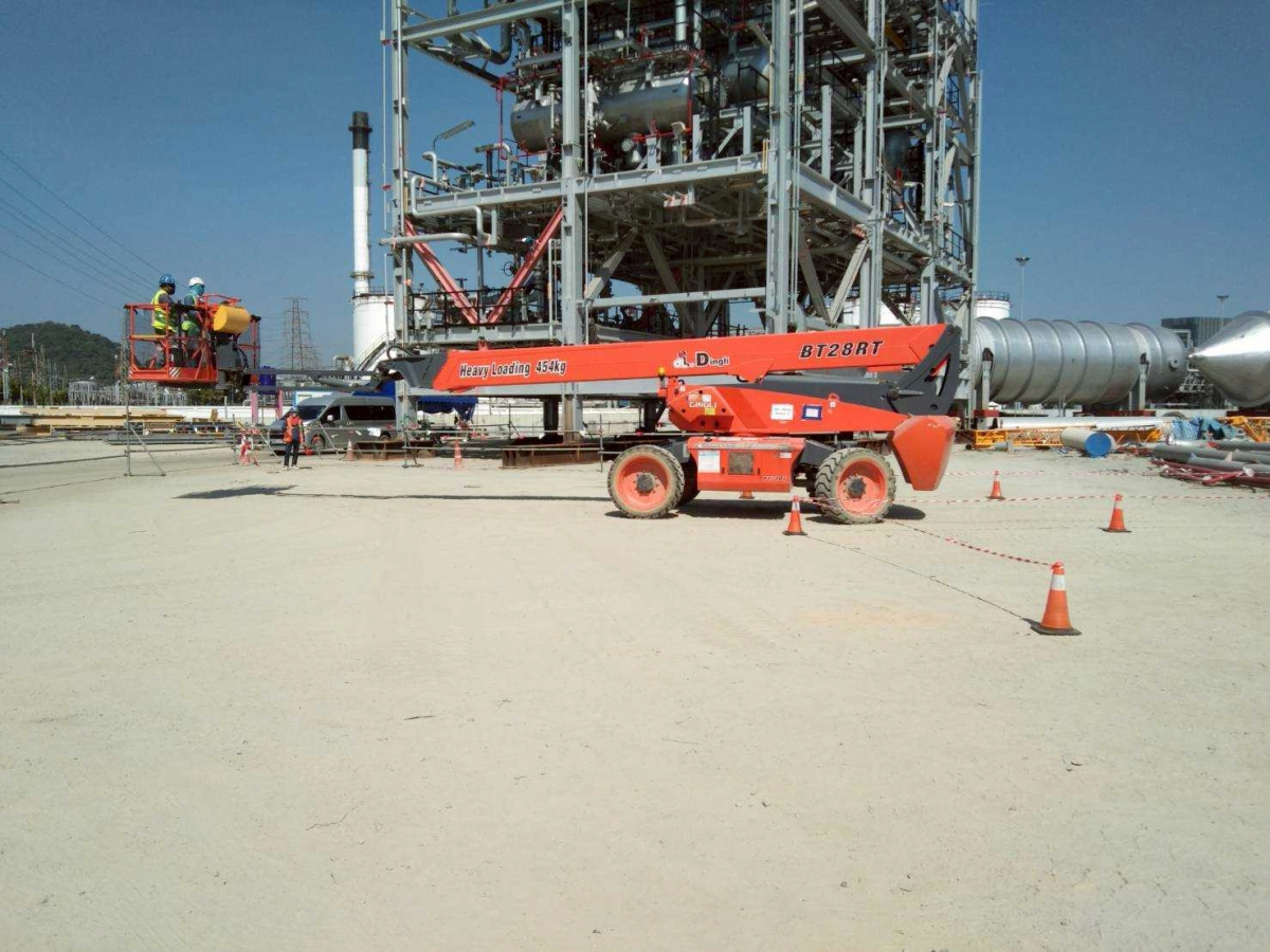 LINE_ALBUM_หลักสูตรรถกระเช้า X-Lift และ Boom Lift_250828_13.jpg - หลักสูตรรถกระเช้า X-Lift และ Boom Lift